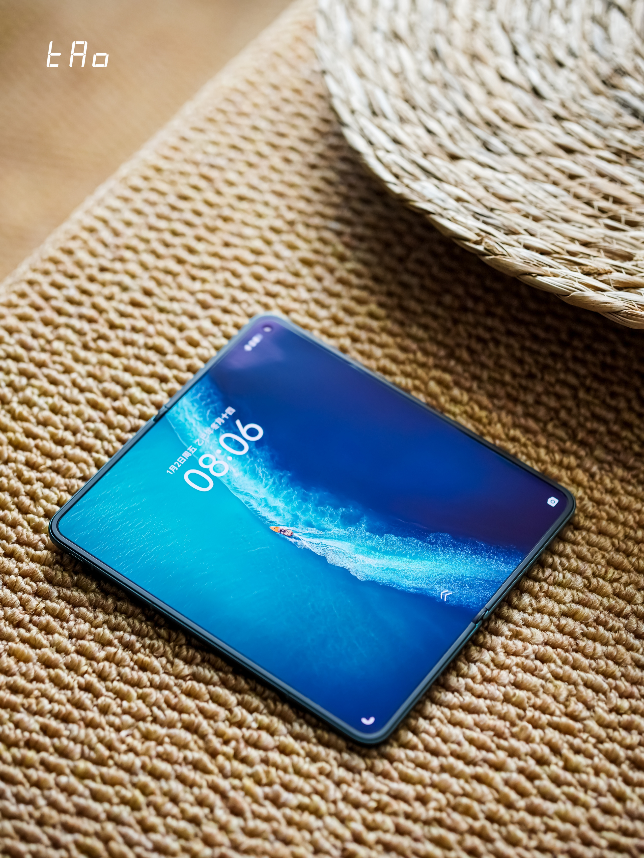 vivo X Fold6丨蓝洞🔵🕳️ 