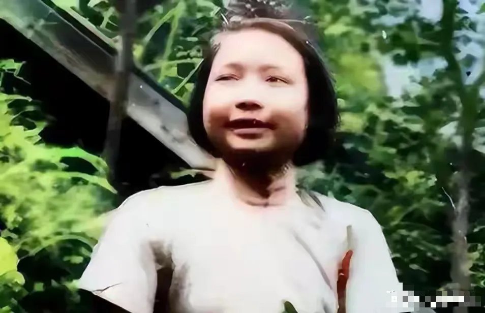 这就是烈士江姐的真实的样貌，并非演员扮演，货真价实的罕见照片 
