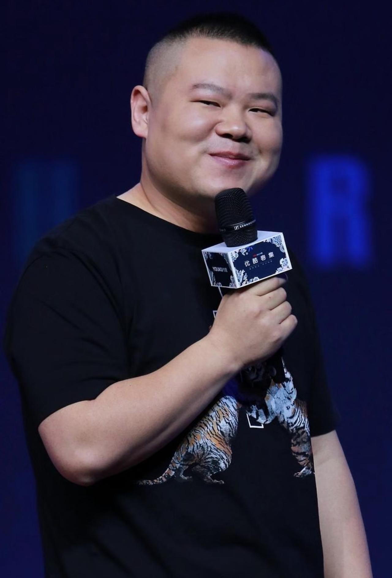 相声演员岳云鹏开演唱会惹争议，网友疑惑：他有歌曲作品吗？

都知道岳云鹏是一个相