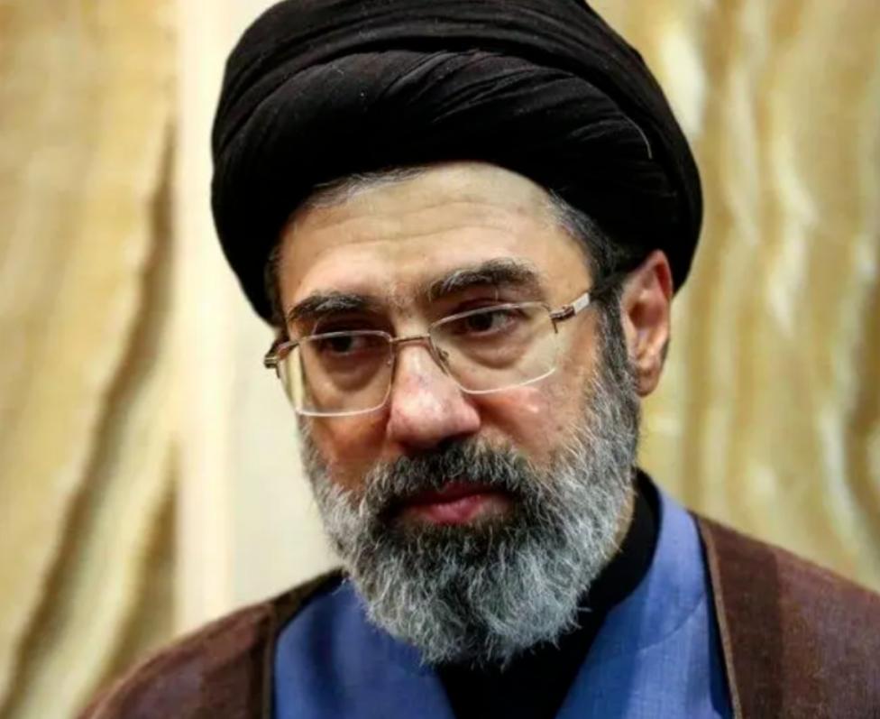 穆杰塔巴的声明，就三点，不多，但是只有第三点，美国可能会接受。

1、战争赔款。