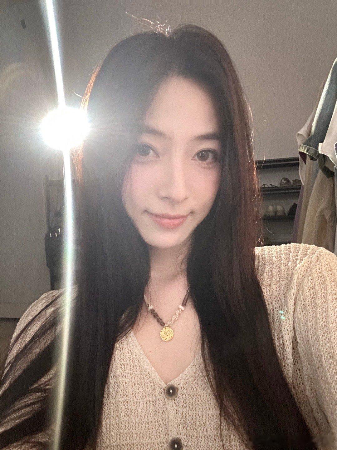 手动提醒：今晚20:00上新！在直播间啦✌🏻 ​​​