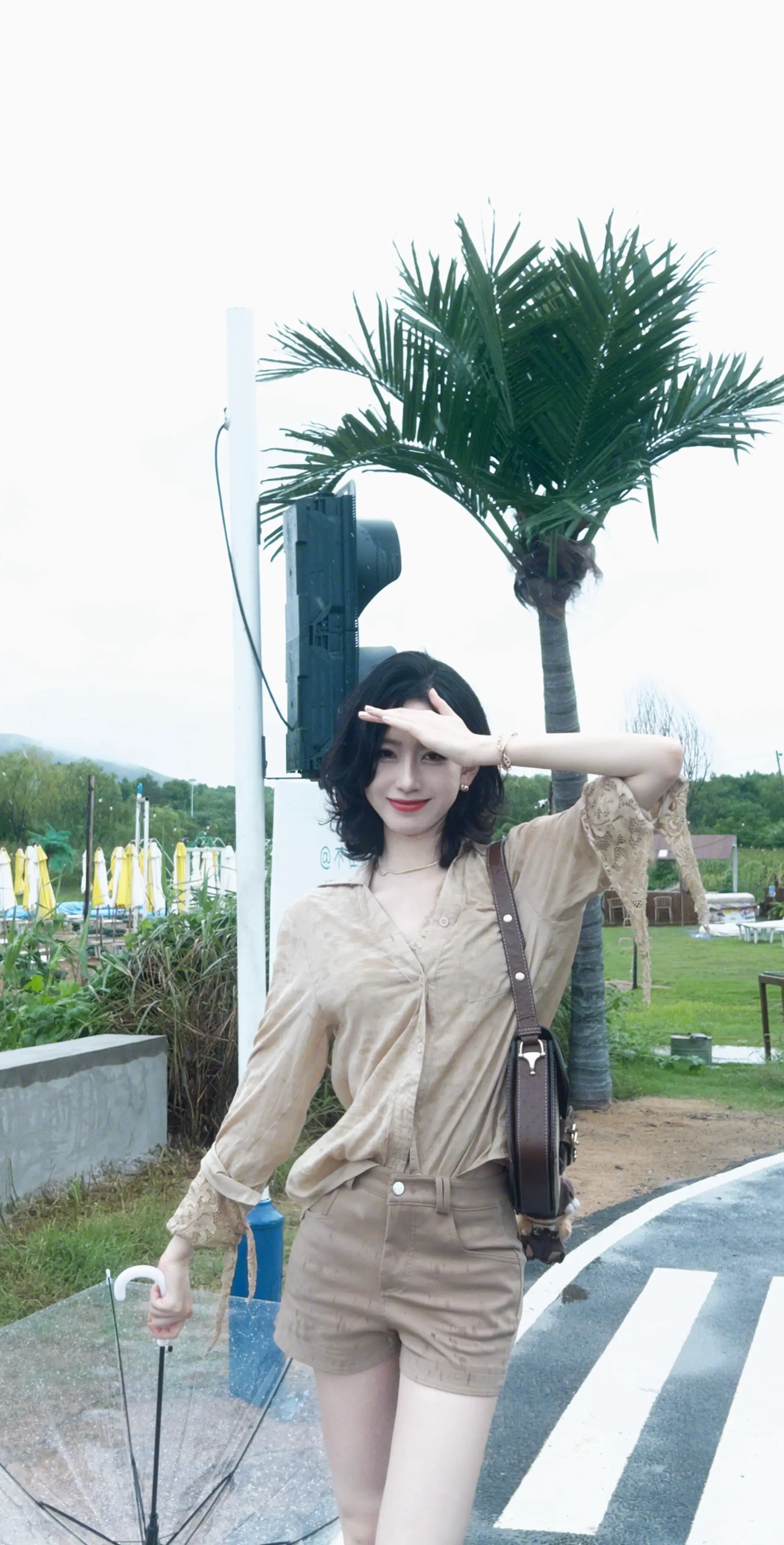 水花只能开在雨天 🌧️☔️