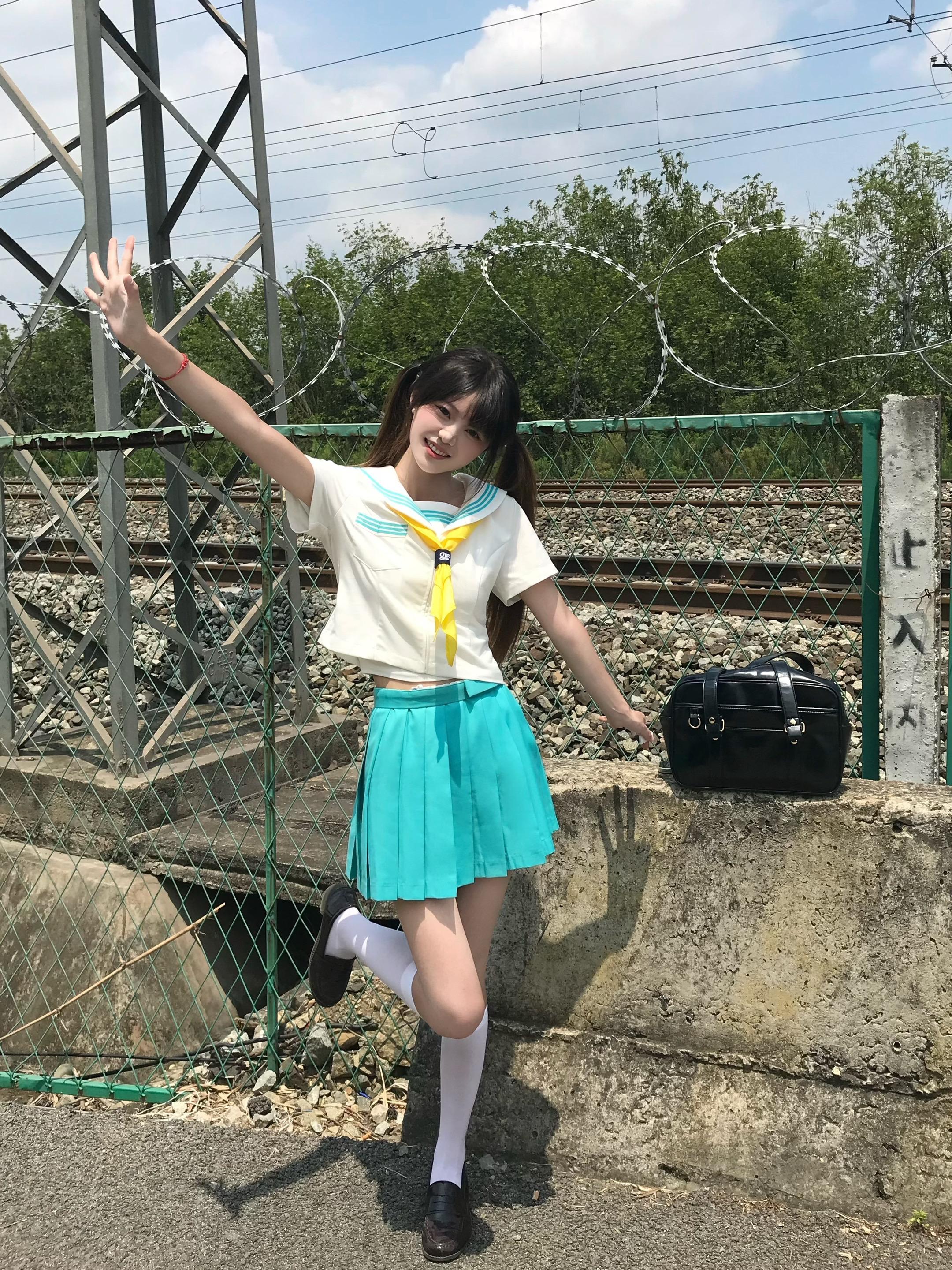 扮演人类只是我在地球的兼职