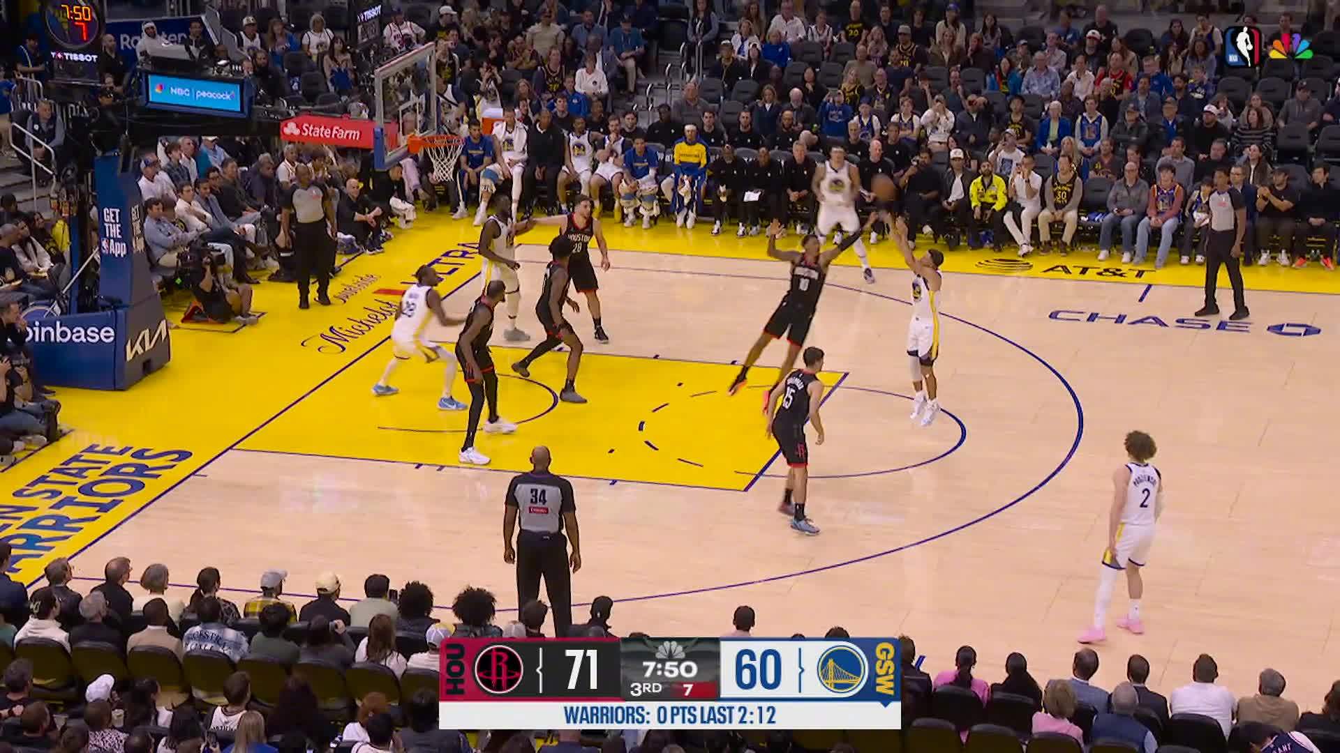 库里中投命中！火箭vs勇士