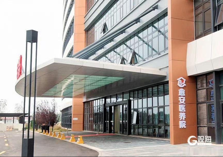 候鸟老人选择在青岛康养 异地就医联网结算太方便了。候鸟老人来青岛康养，看病报销不