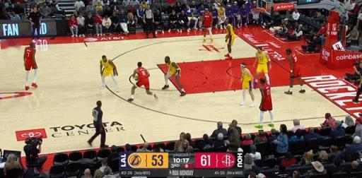 艾顿软了，被教育了。