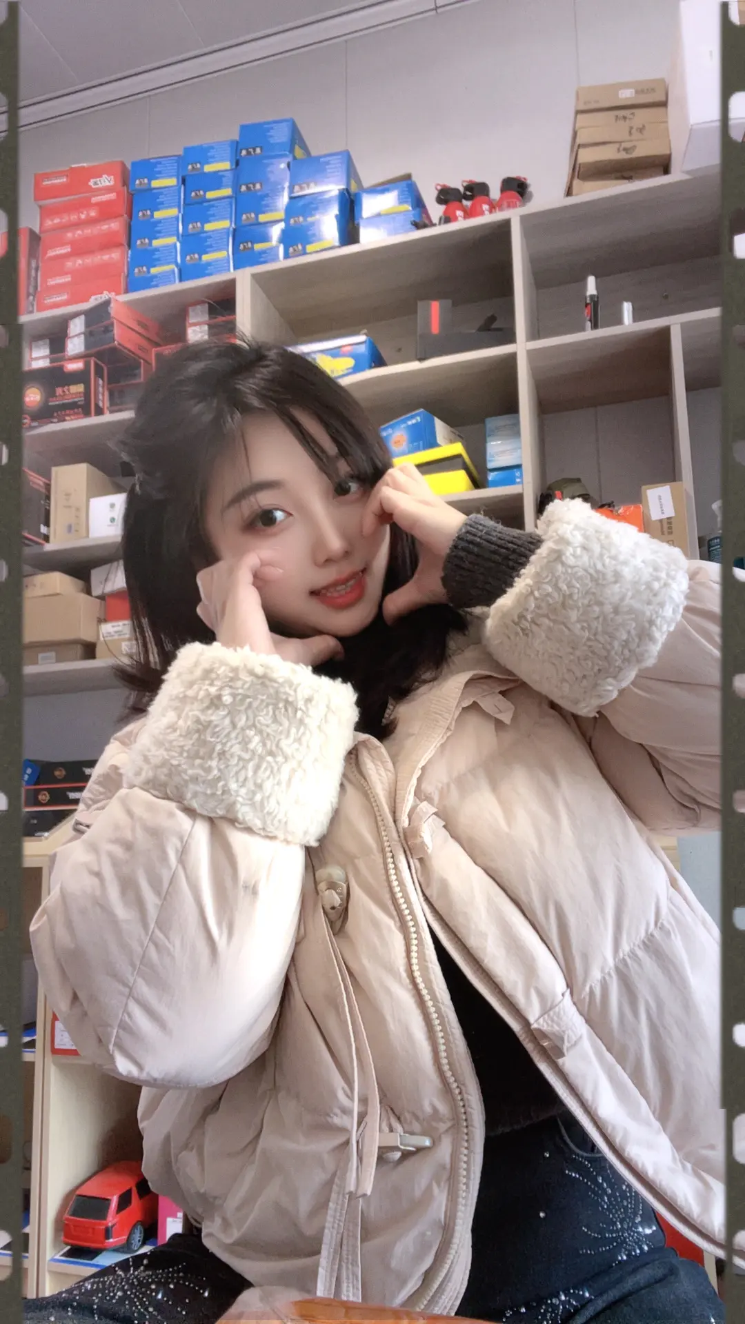 出去应聘，人说没有你穿的工服😭 怎么办可好……