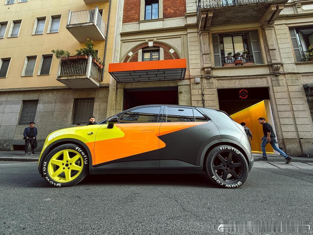 蔚来欧洲 firefly萤火虫公布米兰设计周特别涂装！萤火虫这次参加米兰设计周，