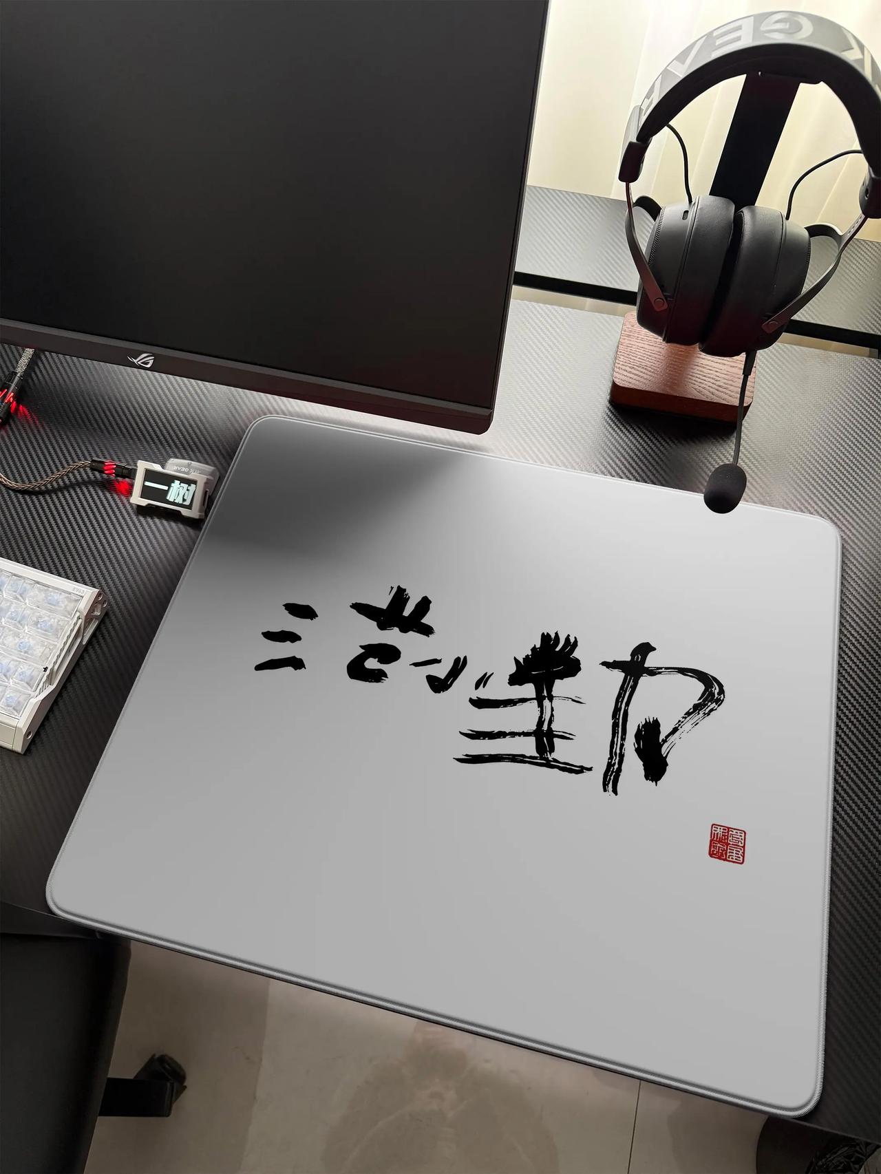 范小勤直播间卖出的“书法”出现大量退款，这波流量是不是虚火？

有报道说，直播间