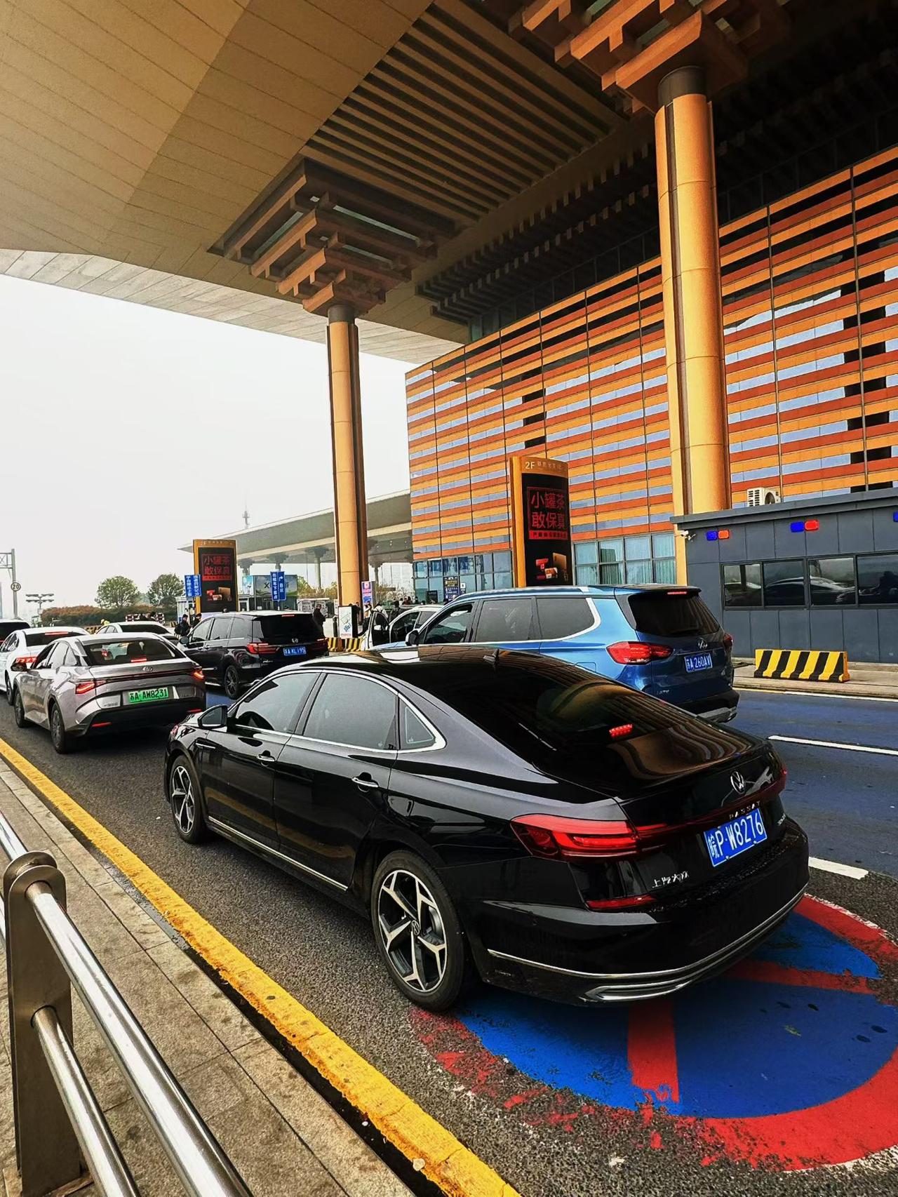 河南行（顾焕章）：登上西行的列车，开封在望 ，在薄雾笼罩下我们离开古都金陵 ，开