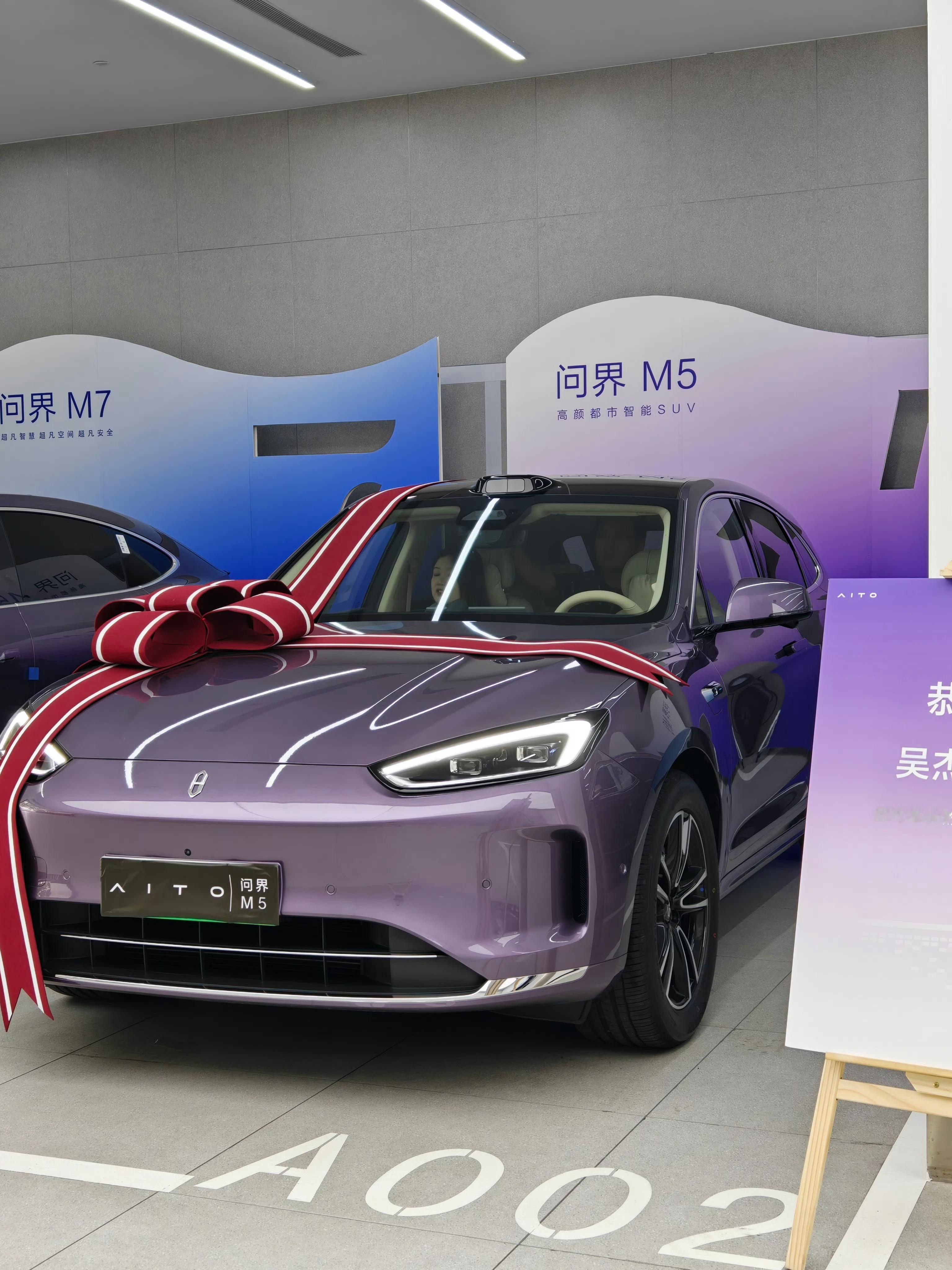 为什么 M5 Ultra 上市后，销量节节攀升，到现在平均月超5000台！我认为