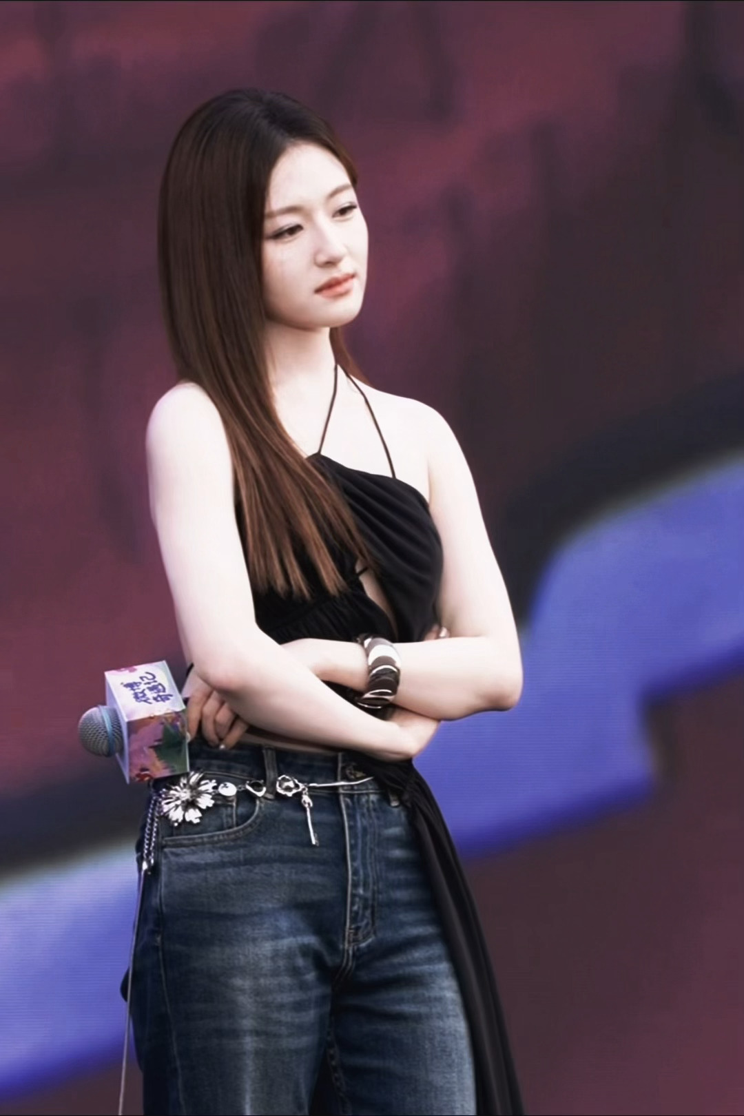 这个冷脸凝视我人没了，Lady抽我🥵🥵🥵李兰迪冷脸凝视 李兰迪黑色绑带露背