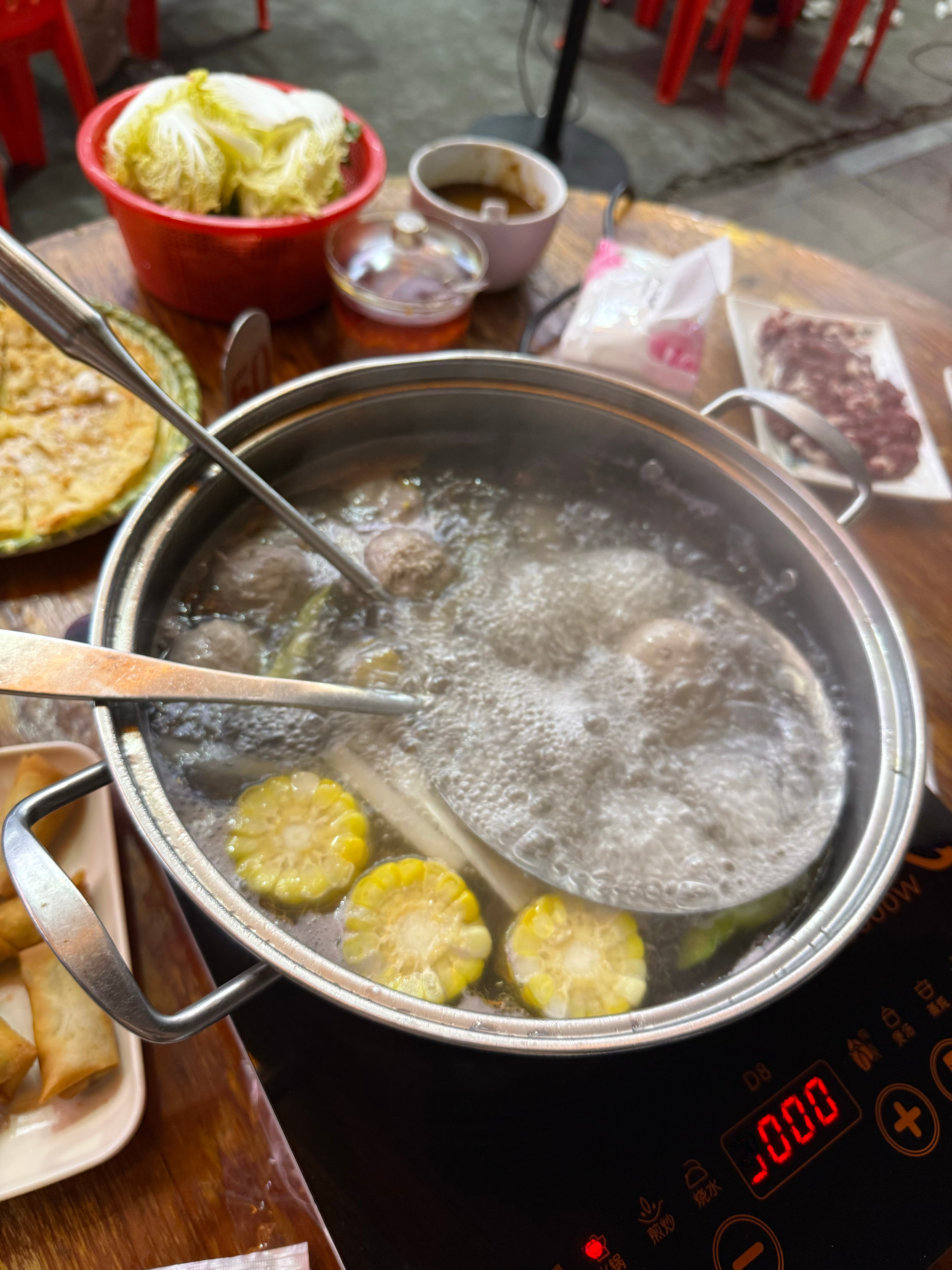 潮汕地区吃牛肉火锅没有踩雷过[泪奔]我爱你中国，光美食这一点就吊打全世界。  ​