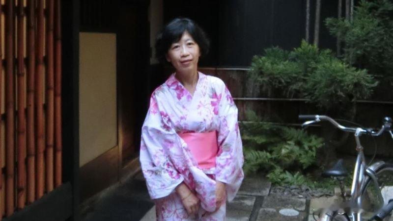 陈佩琪秀和服照

柯文哲妻子陈佩琪昨晚（24日）再发文，透露“电子脚镣引起柯文哲