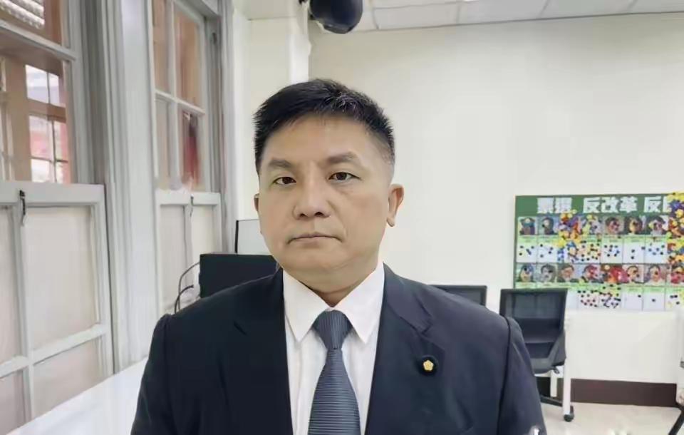 国民党终于出了一个人才，这个人就是国民党立委吴宗宪。因为吴宗宪昨天在“立院”质询