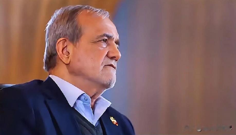 1月11日上午的最新消息，速报，全都不容错过，第七条：伊朗总统强调根除腐败改善民