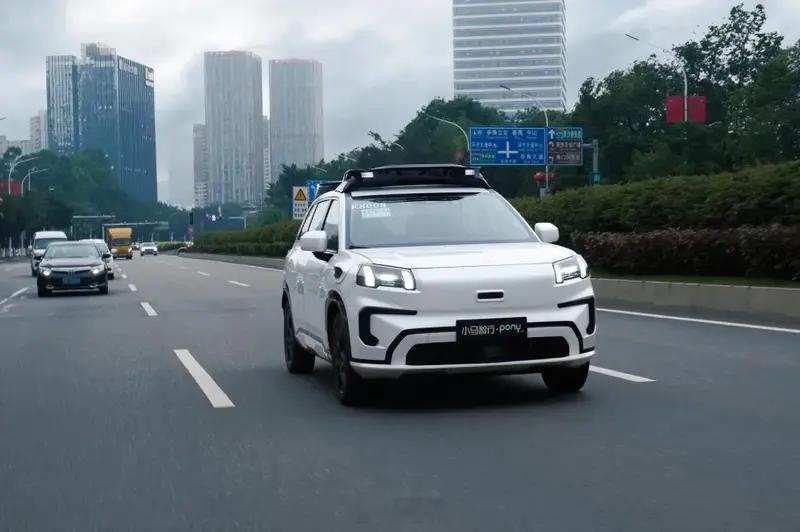 汽车情报局【小马智行第七代自动驾驶车辆获得智能网联汽车道路测试牌照】日前，搭载小