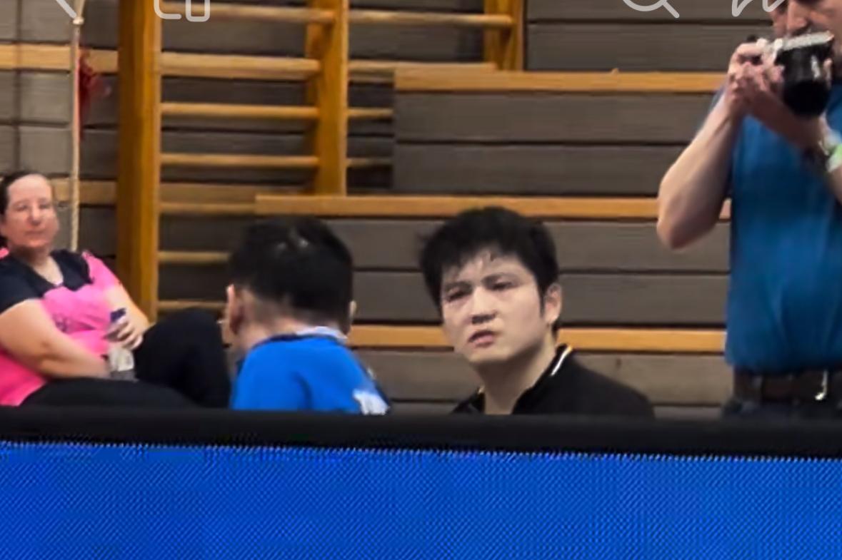 樊振东见招拆招3:1拿下对手库比克，解锁新对手，赛后积极复盘！
12月11日凌晨