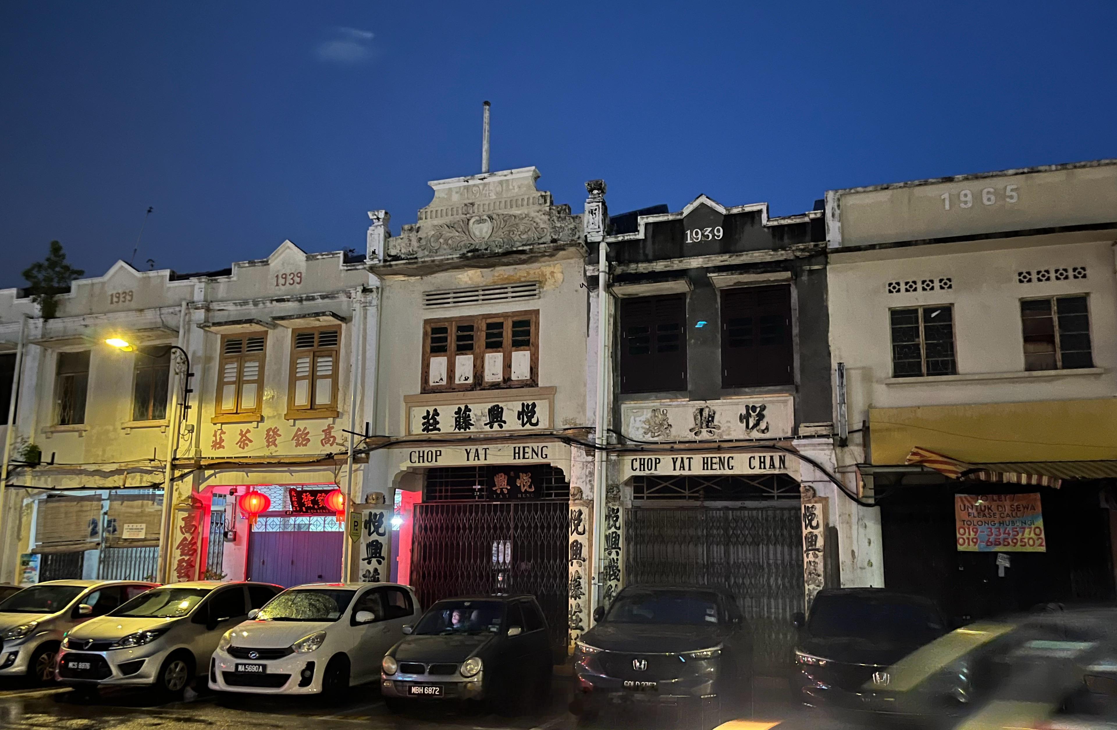 今天把供应商已经逼迫到不接我电话了，有时候想想我们的工作作风如此狼性，也确实给对