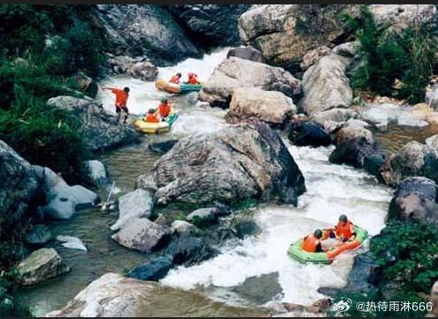 【龙川九龙湾】龙川九龙湾，紧连青山湖，位于东江上游枫树坝水电厂至黎咀镇河段，全程