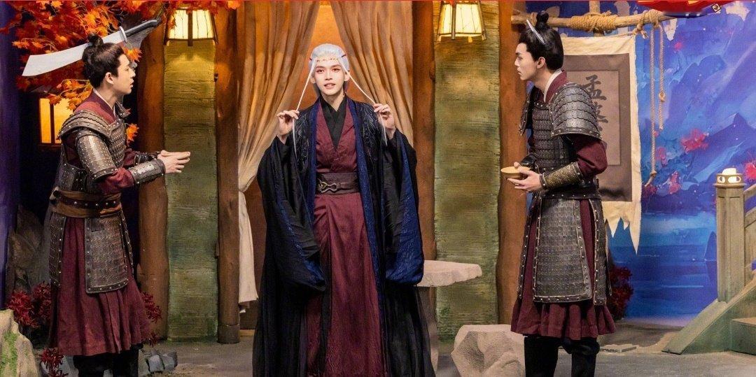 李治良也是有仙侠造型了。 