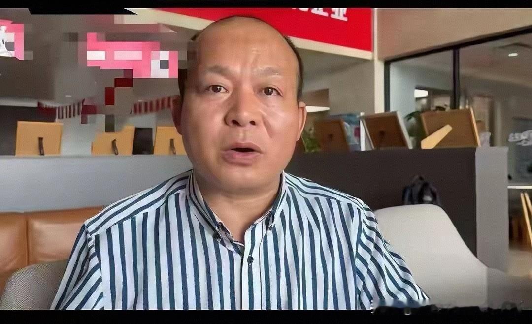 生意人彻底寒心！
广西一名商户合法进口90吨夏威夷果，全套手续齐全，货物却被低价