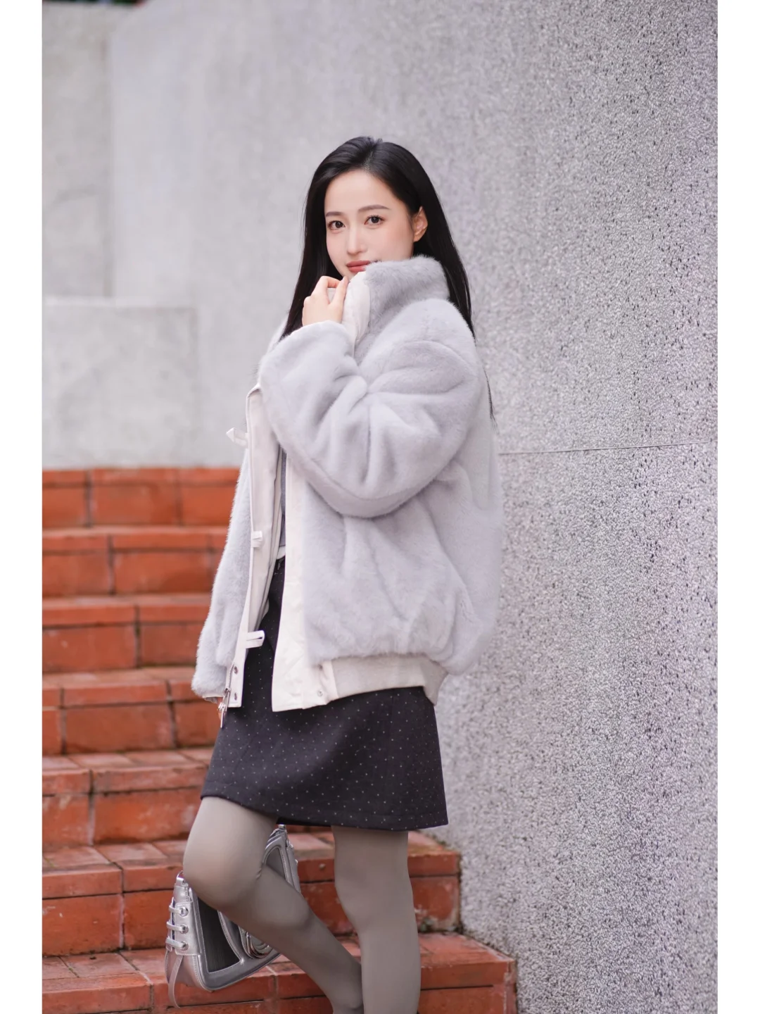 秋冬氛围感🩶清冷时髦的毛绒绒穿搭