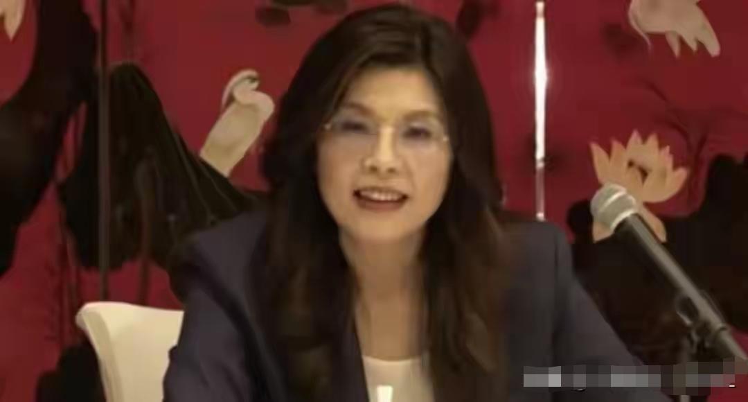 郑丽文在北京记者会上被凤凰卫视问到，国民党不执政，再好的主张也难落地，她回答得特