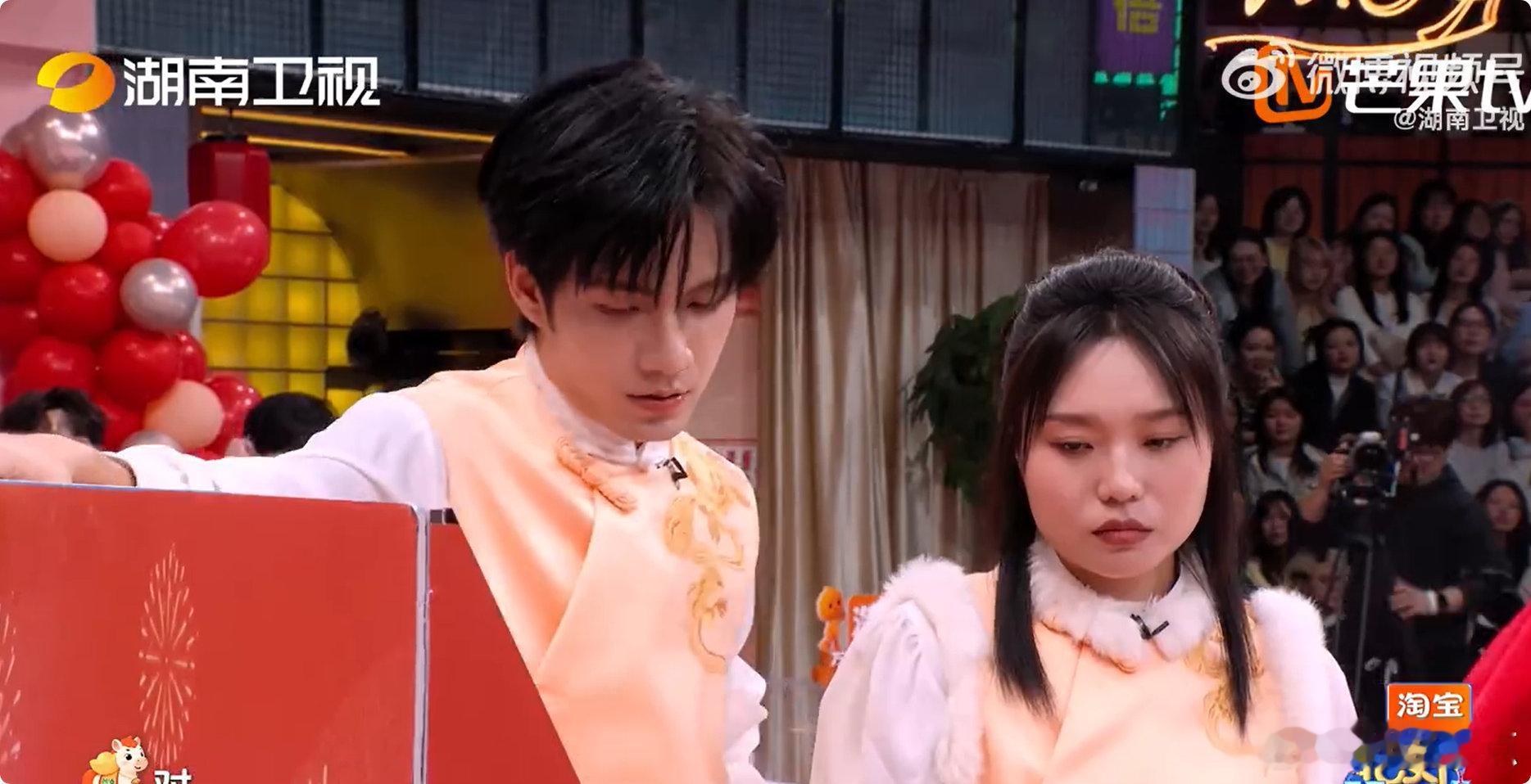 张颜齐抽卡没有尿点全是笑点张颜齐抽卡全程无尿点全是笑点，反向运气真的没谁了，直接