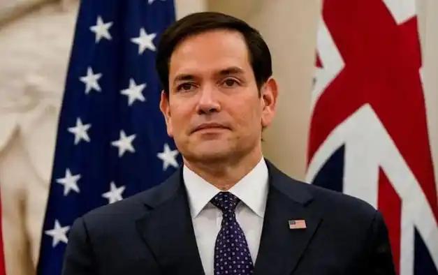 [月亮]后院起火！美伊还没打完，特朗普腹背受敌，自己人要窝里反，核心高层居然暗戳