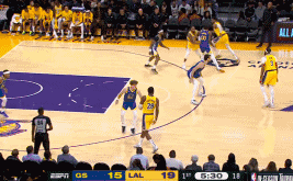 罕见！湖人首节8人登场7人共轰9粒三分
北京时间10月14日，湖人季前赛首节战罢