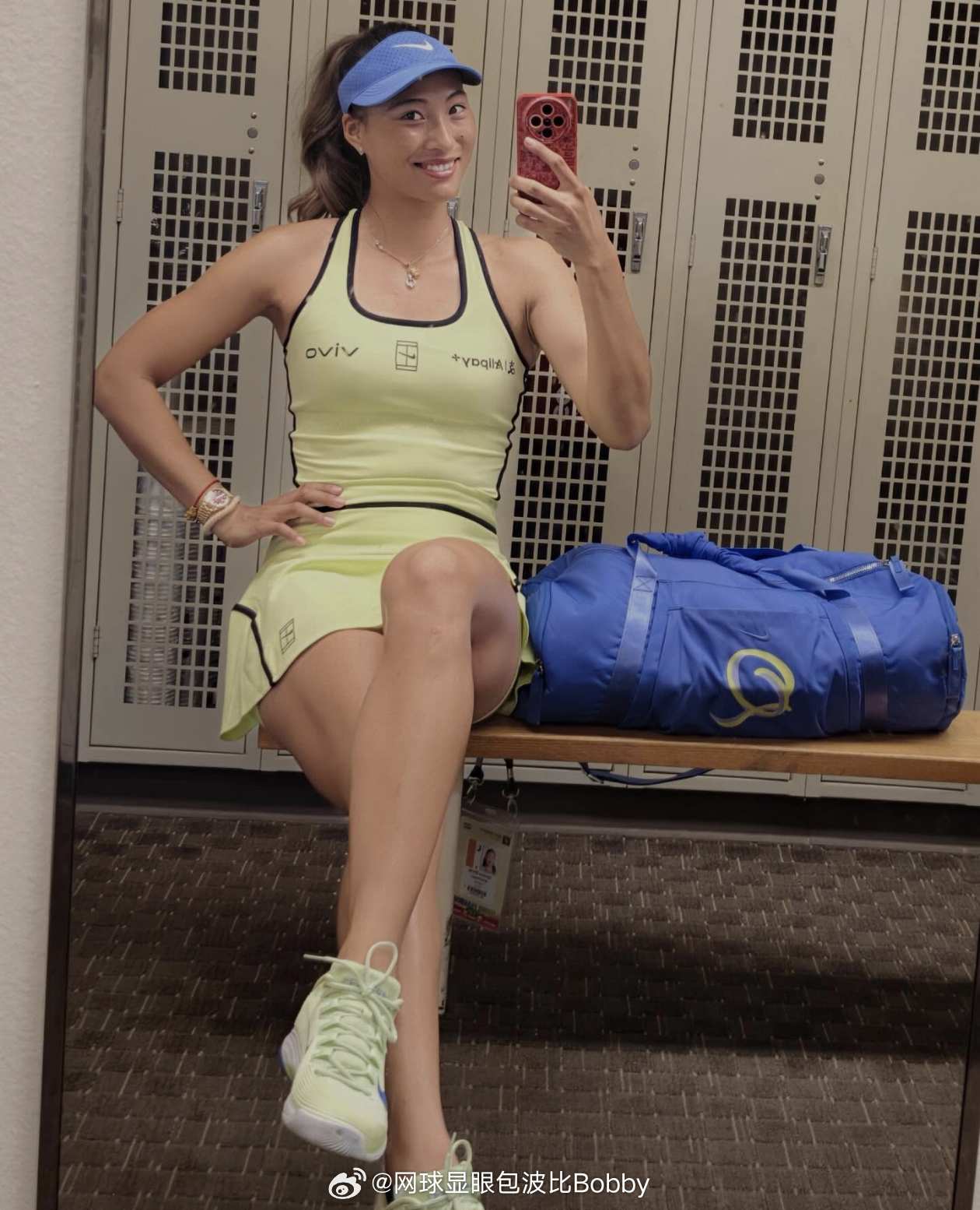 郑钦文更新耐克新装备“我的阳光双赛新装备2026 耐克总是能做出很棒的东西对吧？