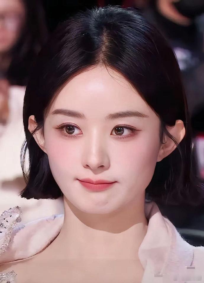 37岁赵丽颖，清醒独立。事业有成的她，难遇适配之人，却也无需靠婚姻，自能精彩生活