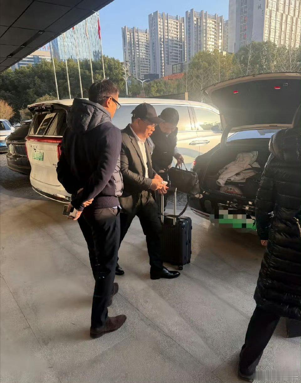 李连杰说尊界S800有真功夫 李连杰夸赞尊界S800，说尊界S800有真功夫，有