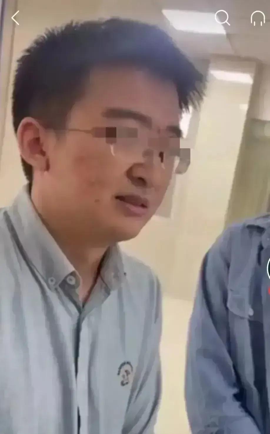 悲惨！孩子妈妈或因网暴跳楼身亡[流泪][流泪]网暴‘太可怕了，孩子已经走了……，