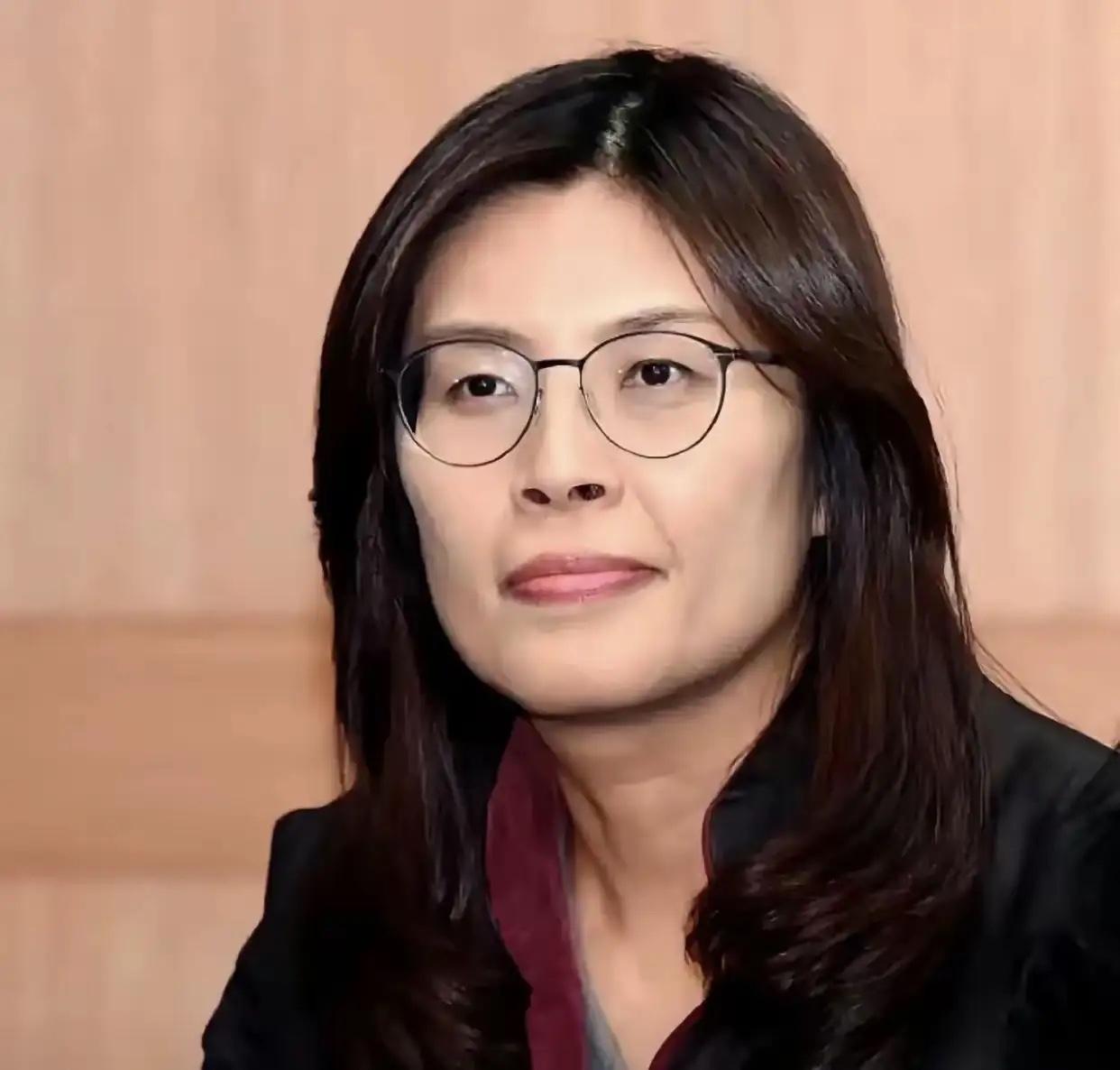 "恩人"闭门不见！顶着"美国是恩人"的说辞飞去华盛顿，国务卿没见着，总统没见着，