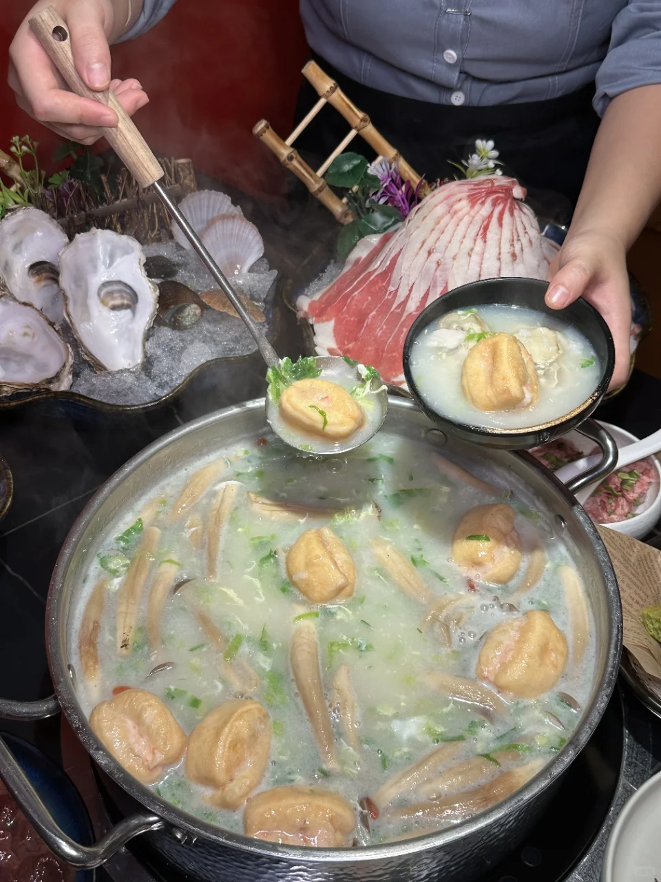 在绵阳，这家海鲜粥底火锅真的赢麻了……