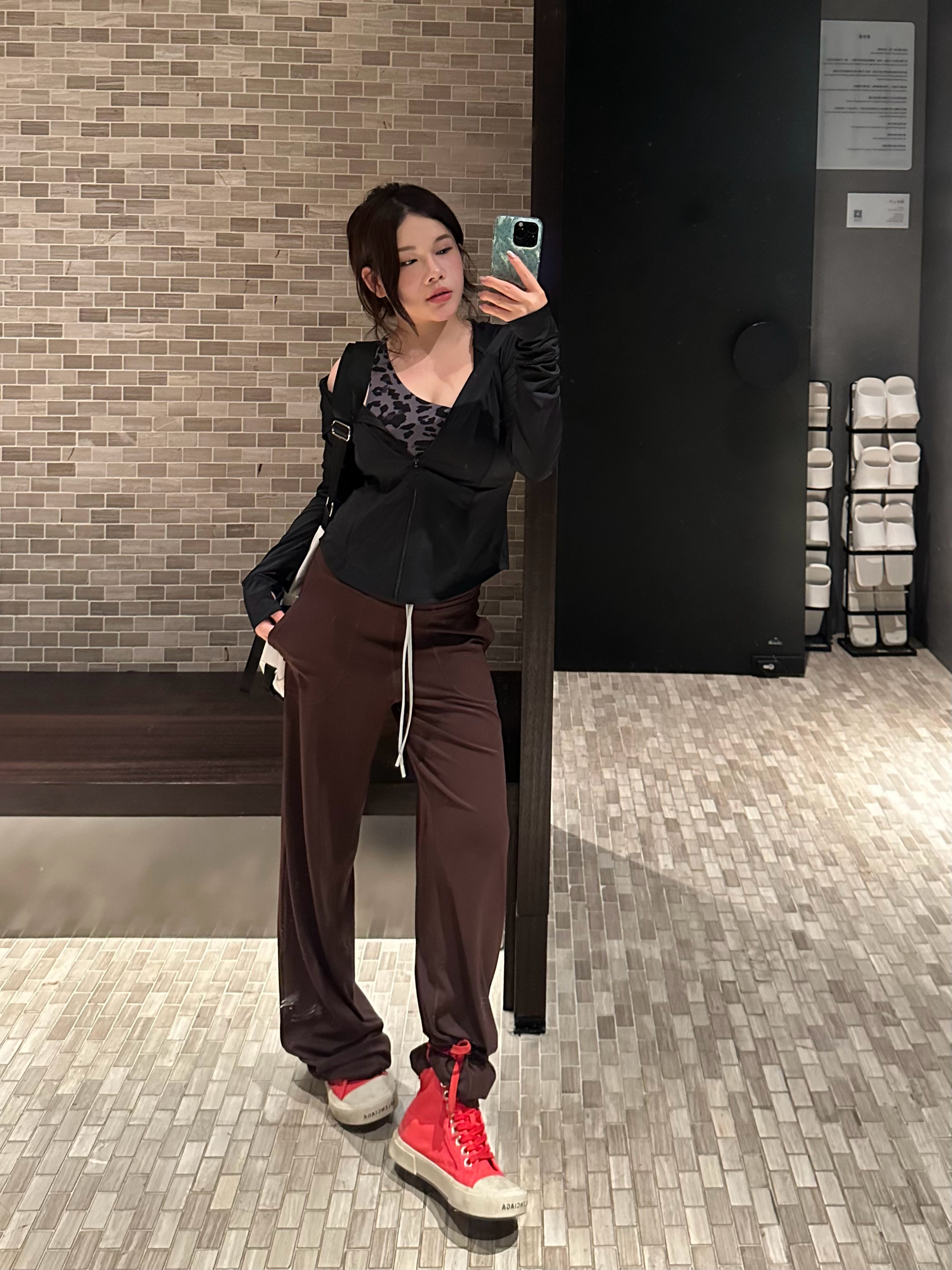 懒得p 我选的瑜伽裤全世界第一好穿[泪][泪] ​​​