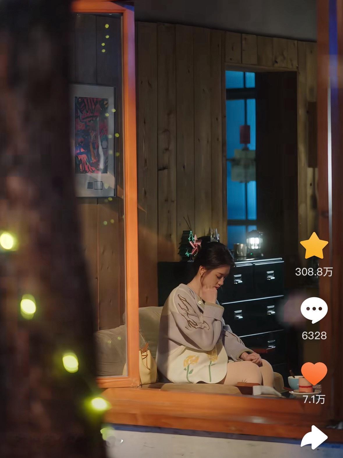 《时光和你都很美》收藏量破300万啦郭宇欣真是把时瑶的坚韧演活了，超好看…