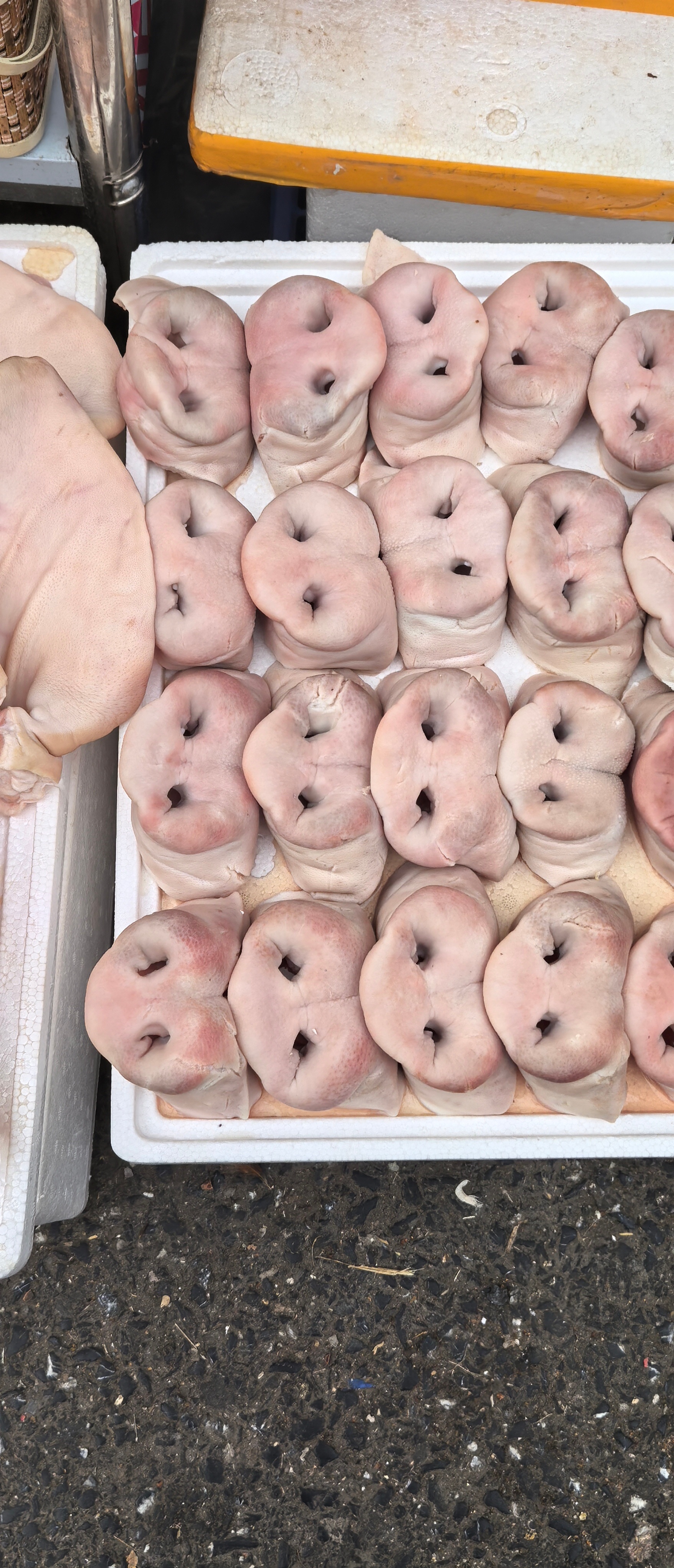 逛菜市遇到的好玩意热点现场搞笑