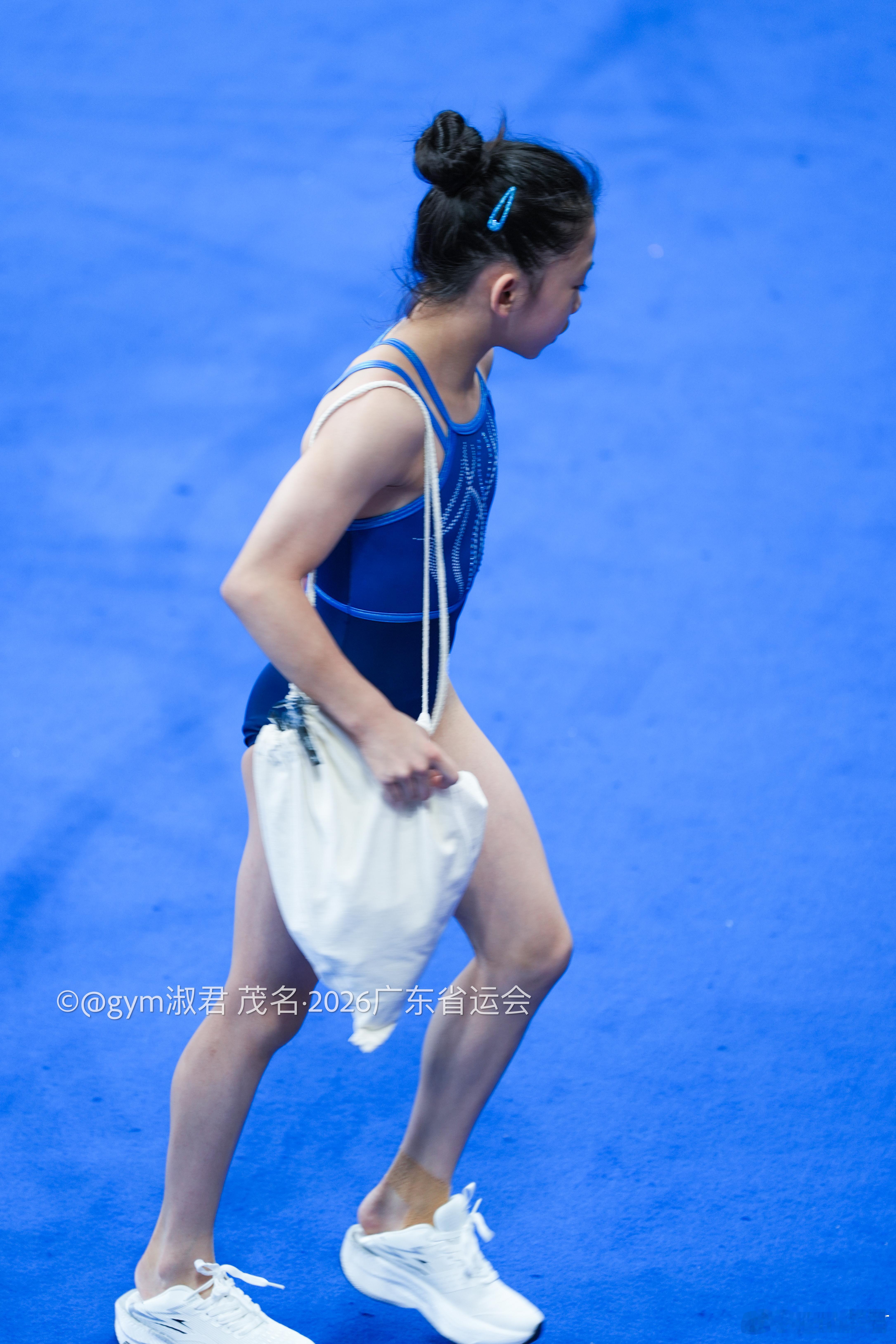 体操肖锦雯 赛后训练，漂亮的leo💙 ​​​