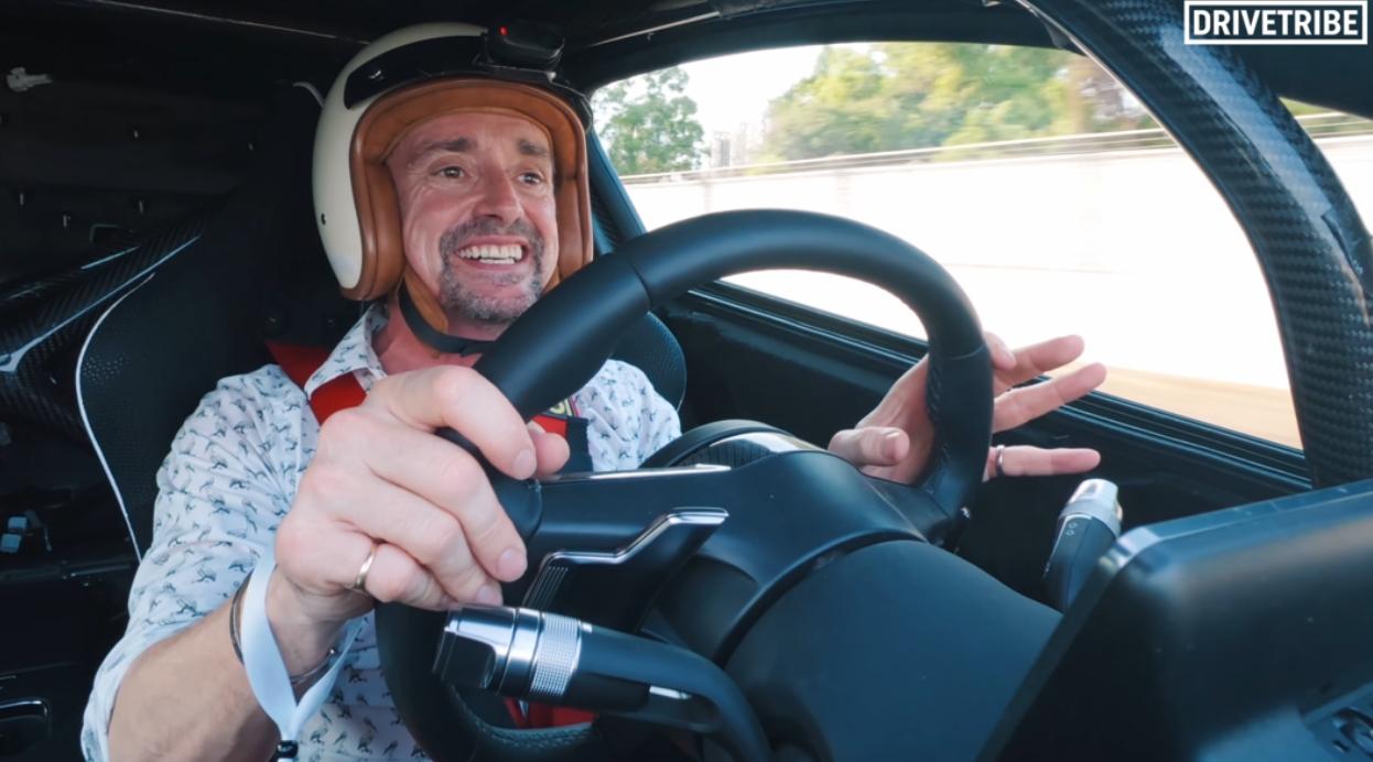 传奇主持人哈蒙德试驾仰望U9Xtreme，被中国超跑的硬核实力彻底征服。易四方四