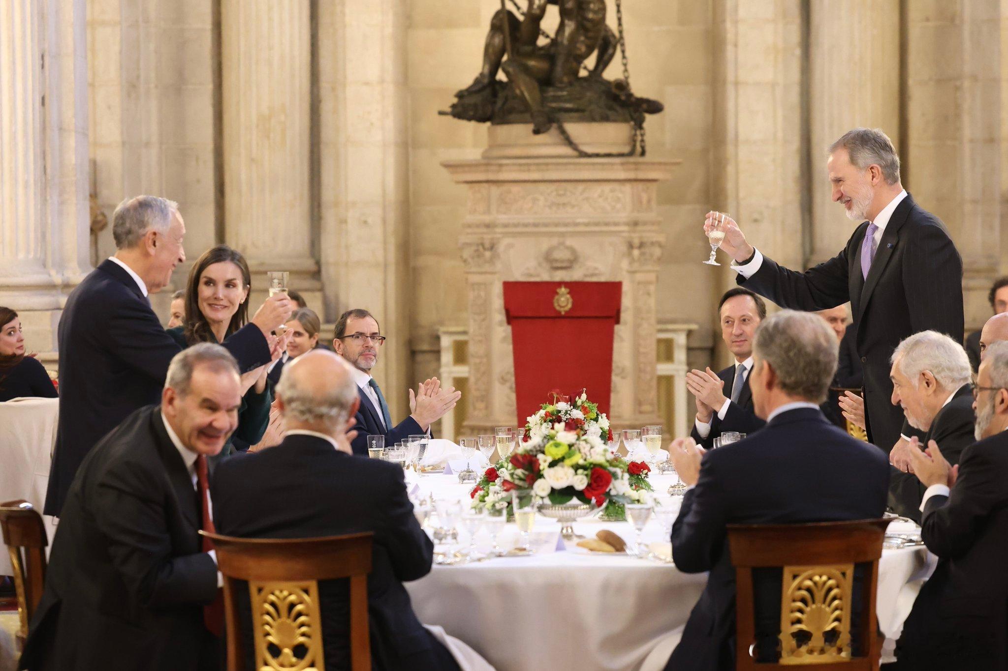 新闻 2026.2.20 葡萄牙正式访问西班牙，一拖再拖从国事访问降为普通访问，