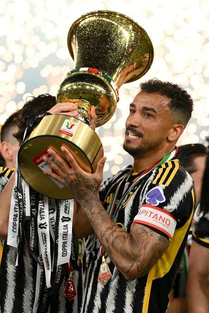 达尼洛：“尤文图斯是我生命中最重要的一家俱乐部，这一点我从未隐瞒过。因为我在那里