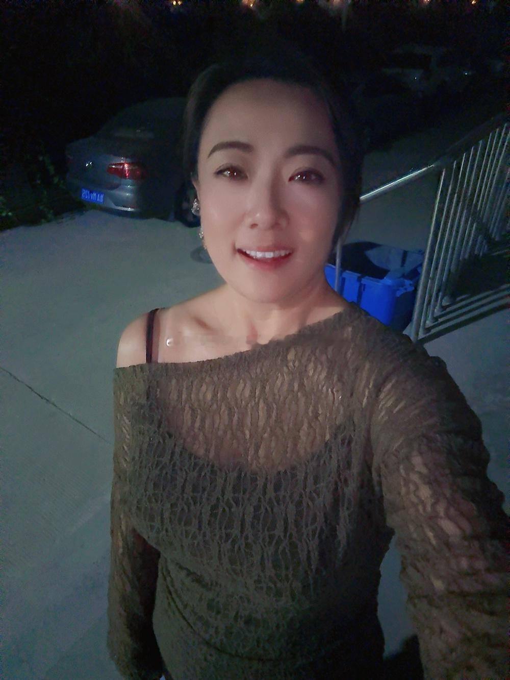 运动对晚年健康有多重要早上不能运动，我就改晚上。运动真的会上瘾。睡个好觉，明天加