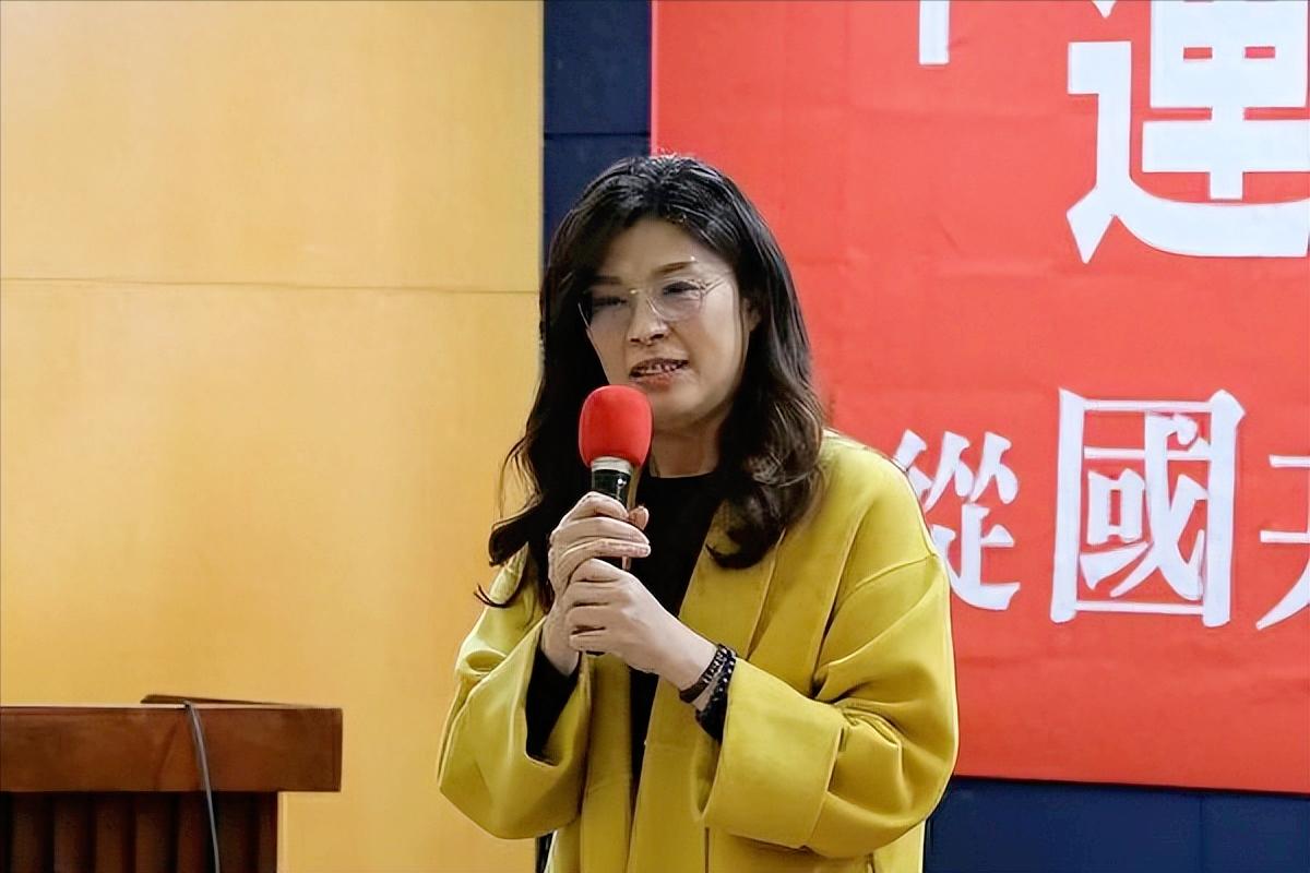 难以想象！台海新一轮军演剑拔弩张，郑丽文敲定防陆、黄国昌忙着参选、赖清德稳得躲在