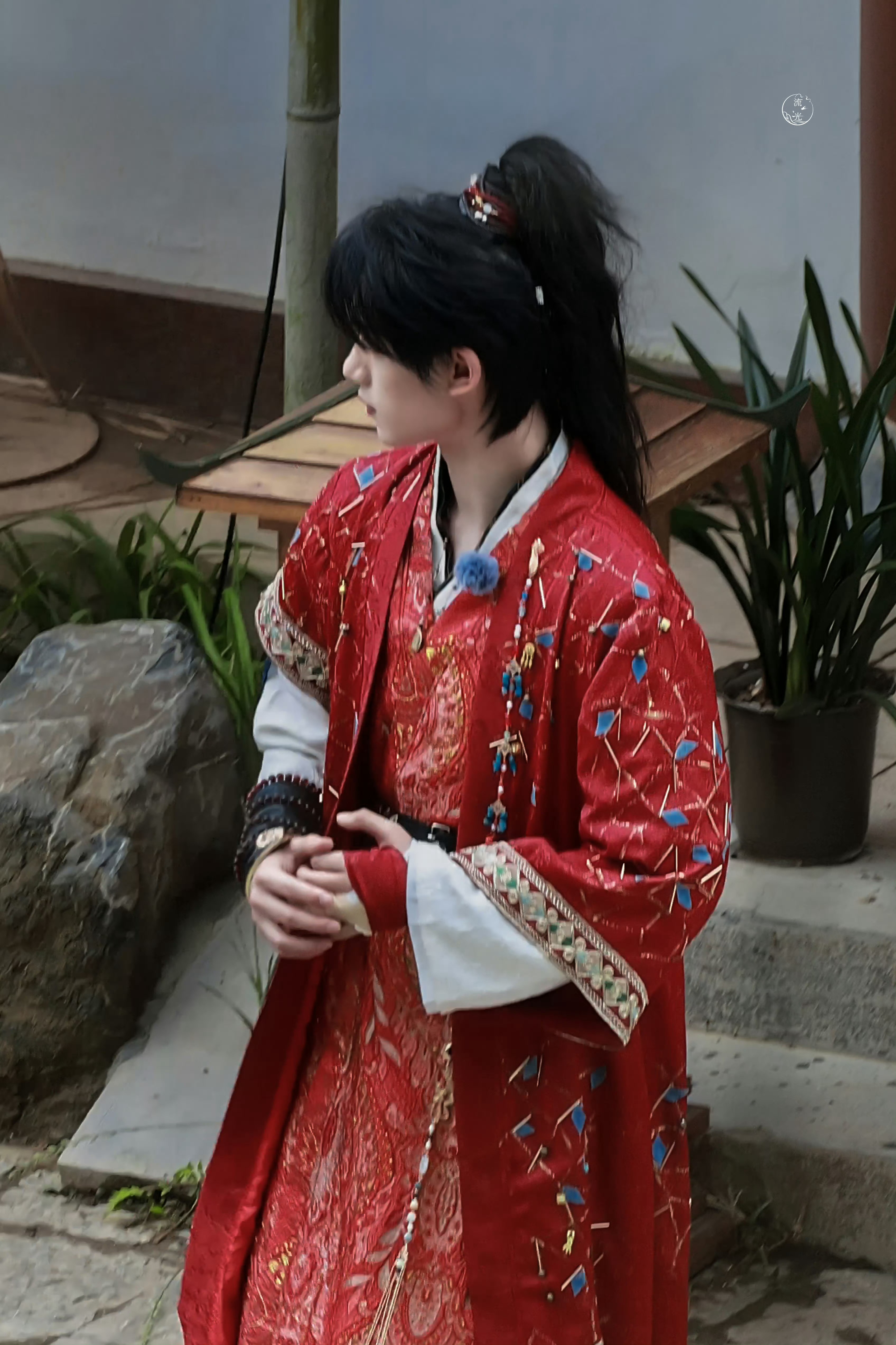 小蹄的红衣服·白衣服·黑衣服下一次是什么衣服呢🥺 