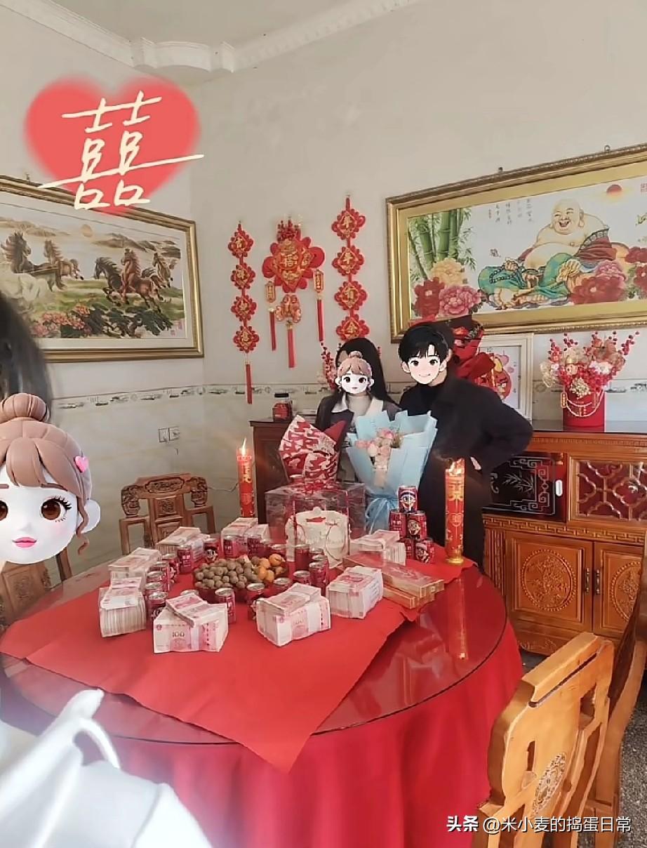 88万彩礼！表妹订婚现场现金堆成山，我却替她捏了把汗
 
今天表妹订婚，一桌子现