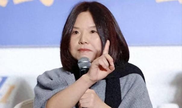 “中国的钱我是不会还的！”一位女企业家曾欠下200亿巨额债务，却一分钱都不还。随