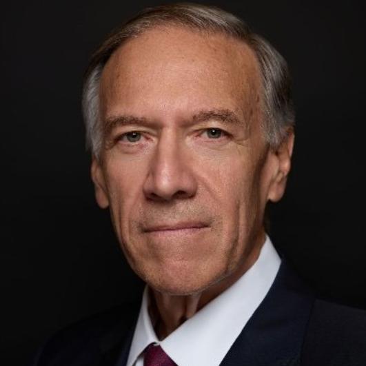 美国前国务卿蓬佩奥北京时间 4 月 7 日发文写道：“中国现在正在拿我们军人的生